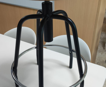 {"id":559,"title":null,"description":null,"alt":null,"keywords":null,"created_at":"2025-02-05T17:15:44.000000Z","updated_at":"2025-02-05T17:15:44.000000Z","created_by":"22","updated_by":"22","media_model":{"id":546,"model_type":"Bittacora\\Multimedia\\Models\\Multimedia","model_id":"559","uuid":"a65d5255-48f2-479d-9c22-b291415849ac","collection_name":"images","name":"TABURETE ZEUS2","file_name":"TABURETE-ZEUS2.jpg","mime_type":"image\/jpeg","disk":"images","conversions_disk":"images","size":"115527","manipulations":[],"custom_properties":[],"generated_conversions":{"thumb-350":true,"project-directory":true,"service-home":true,"thumb-preview":true,"services-gallery":true},"responsive_images":[],"order_column":"499","created_at":"2025-02-05T17:15:44.000000Z","updated_at":"2025-02-05T17:15:45.000000Z","original_url":"https:\/\/mobiliario-oficina.es\/storage\/images\/546\/TABURETE-ZEUS2.jpg","preview_url":""}}